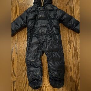 EUC Patagonia Navy Bunting Suit, Sz 18-24 mo